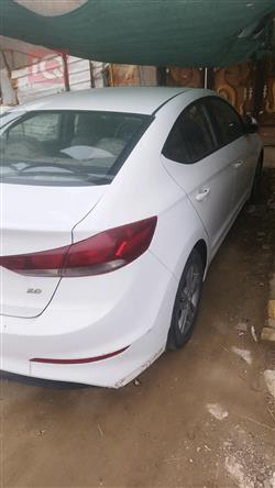 هیۆندای ئەلەنترا